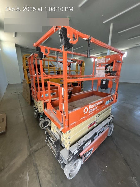 2024 JLG ES1932