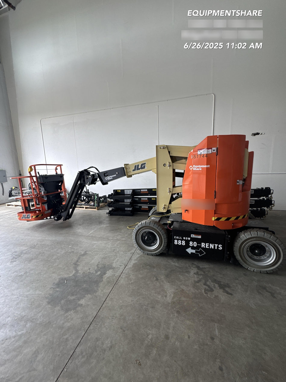 2025 JLG E300AJP