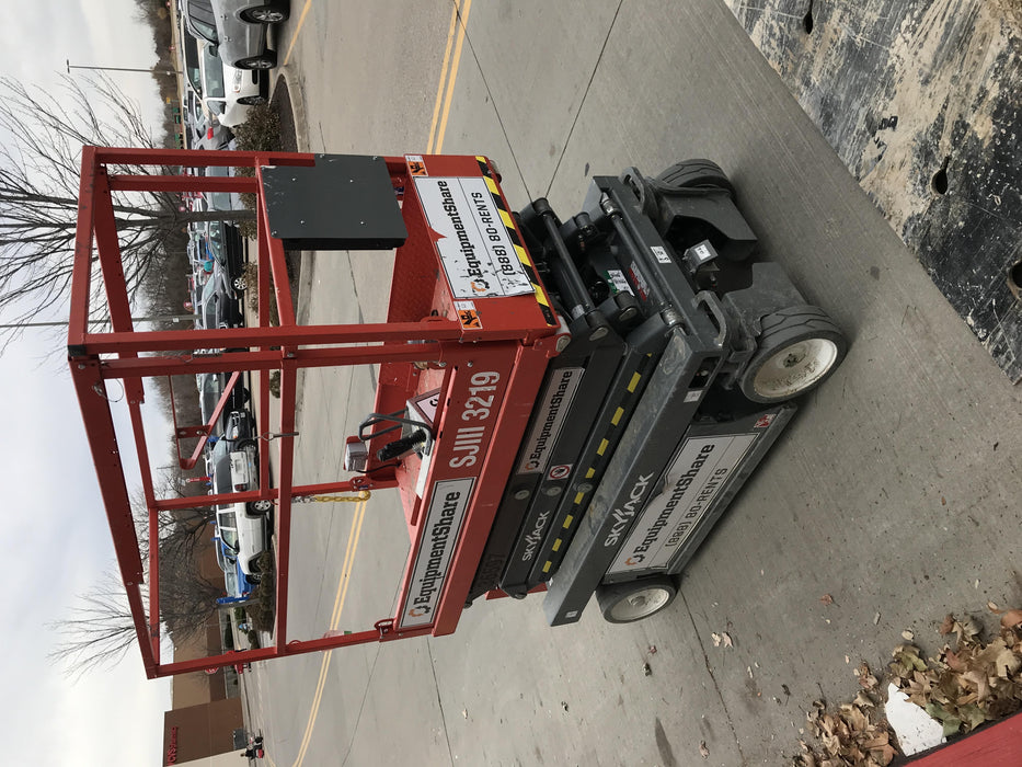 2019 Skyjack SJIII-3219 Standard Options, Trojan Batteries