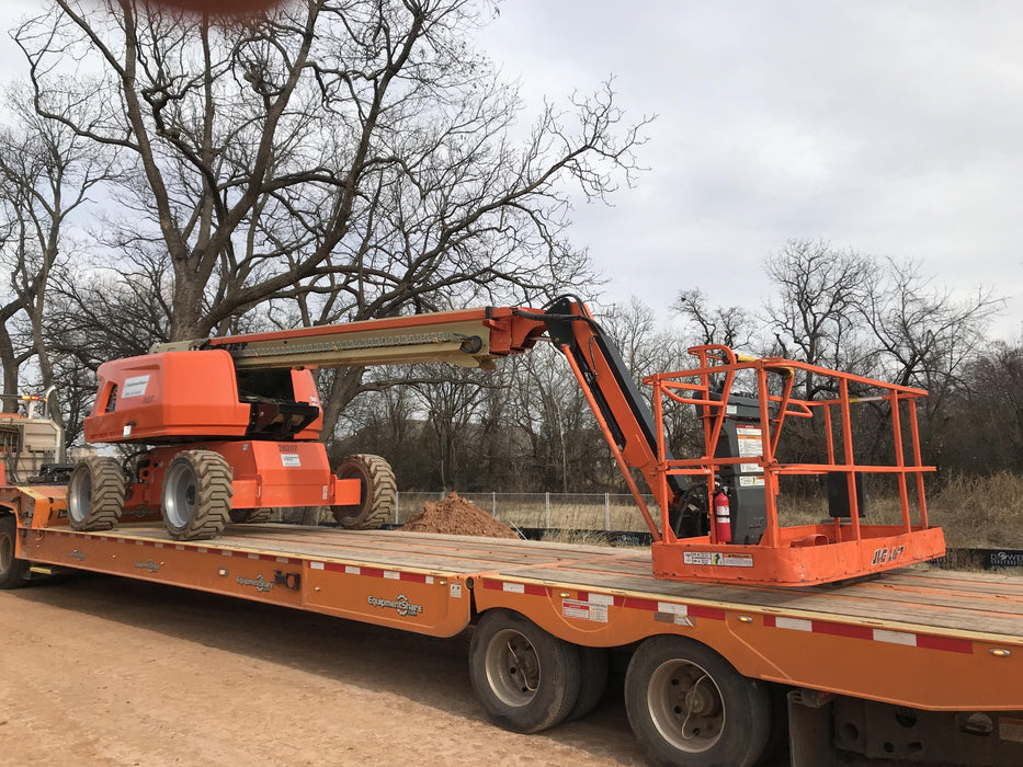 2019 JLG 660SJ