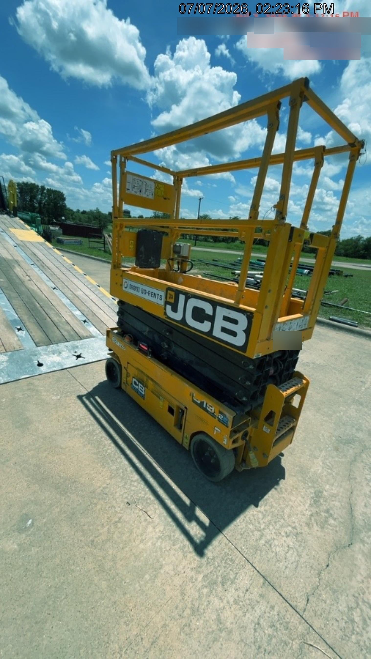 2024 JCB S1932E