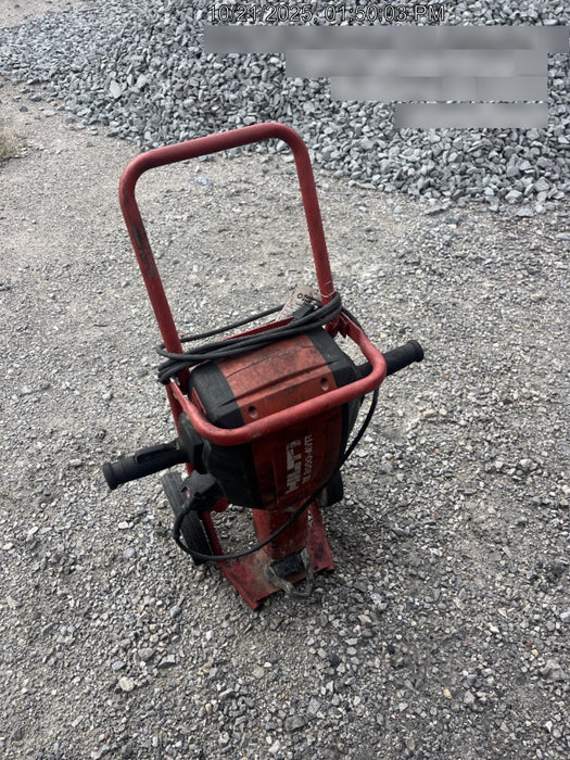 2020 HILTI TE 3000-AVR