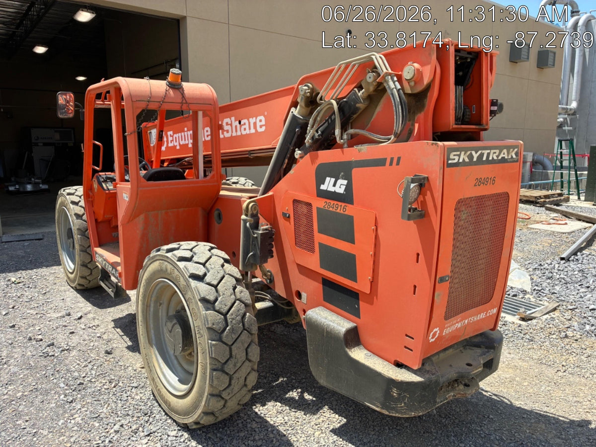 2022 SKYTRAK 8042