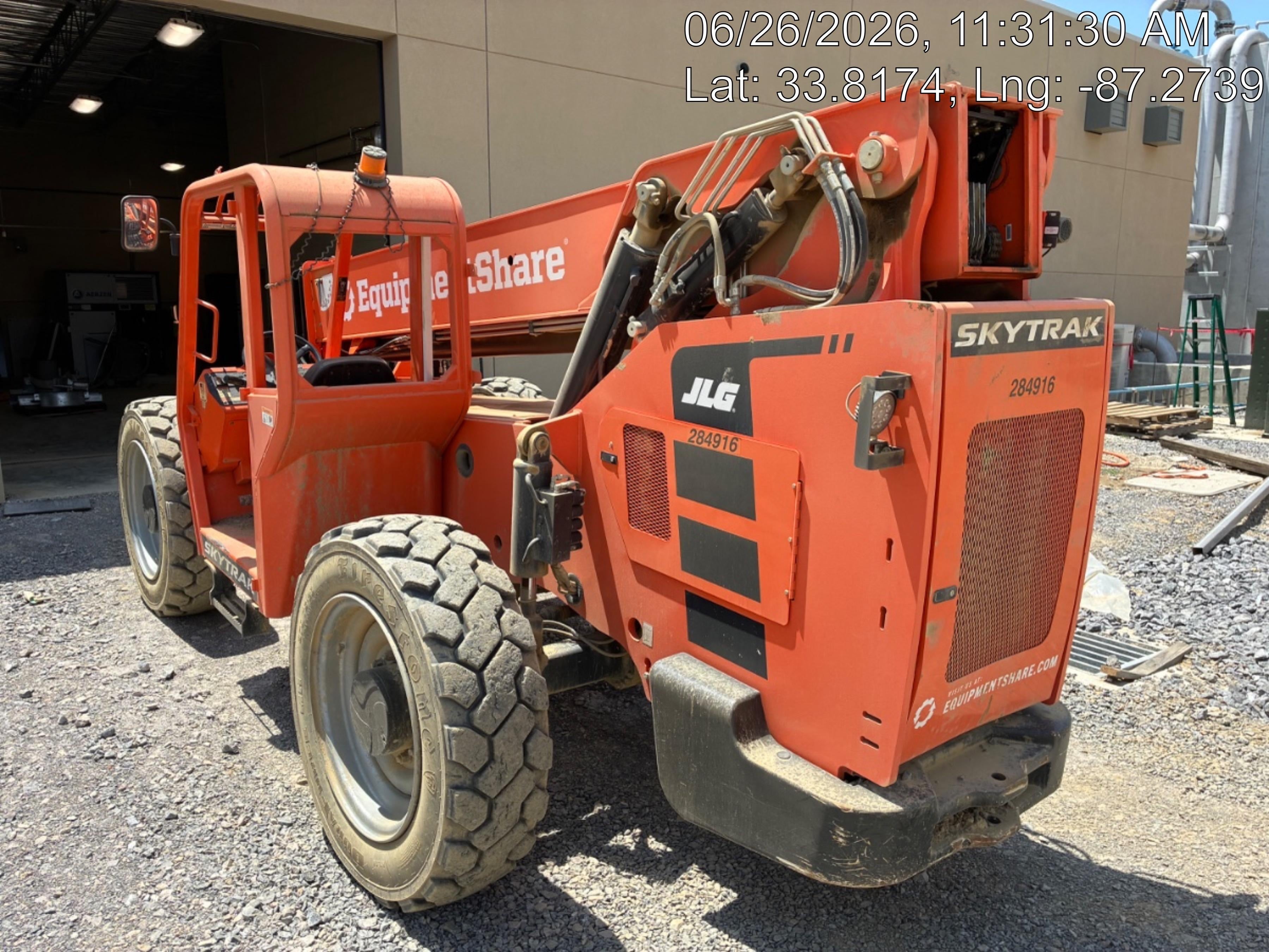 2022 SKYTRAK 8042