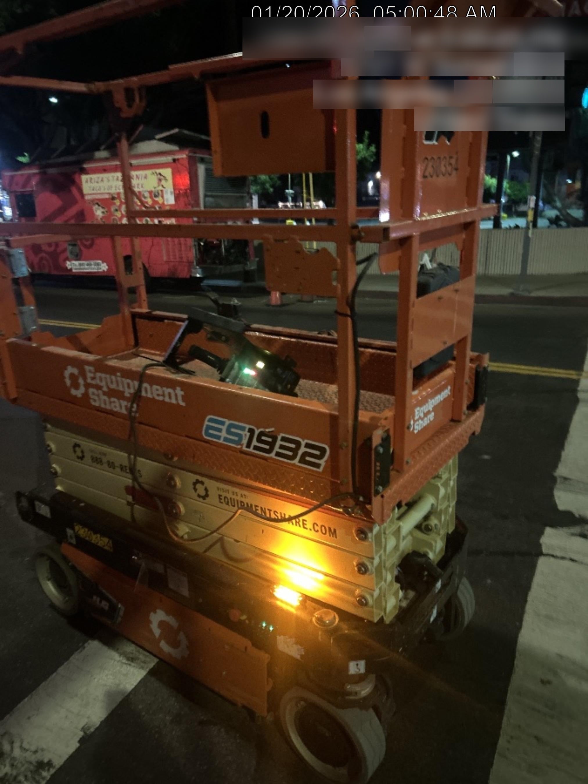 2022 JLG ES1932