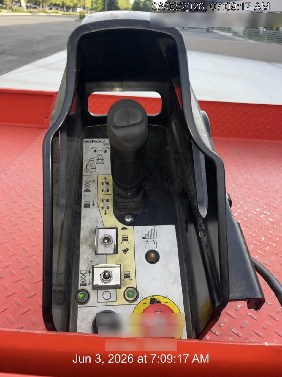 2025 SKYJACK SJ4726