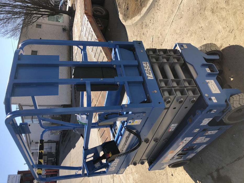 2020 Genie GS-1930 Fixed rails with chain entry gate - Pre A92.20