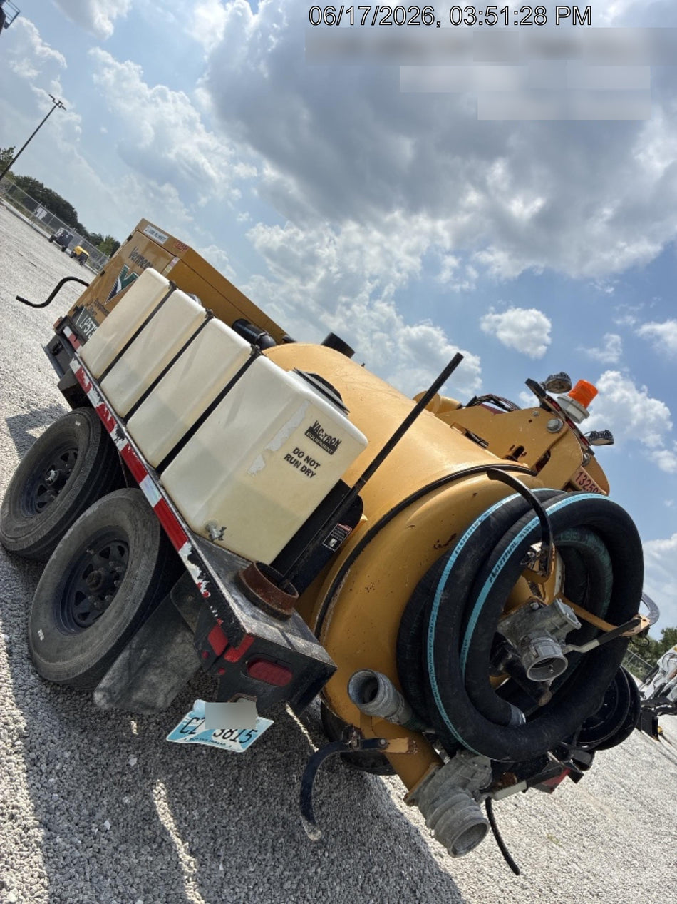 2021 VAC-TRON LP573XDT
