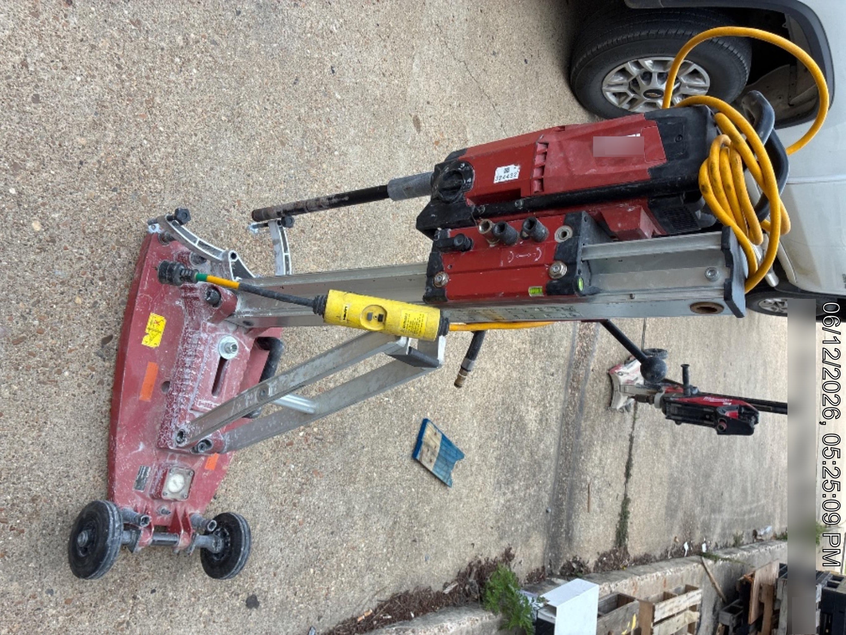 2023 HILTI DD 250