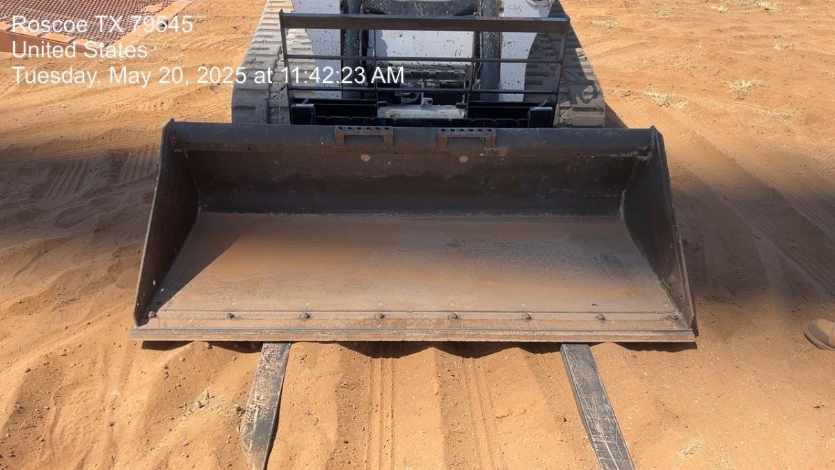 2025 ARROW MATERIAL HANDLING F5100CB - 72"