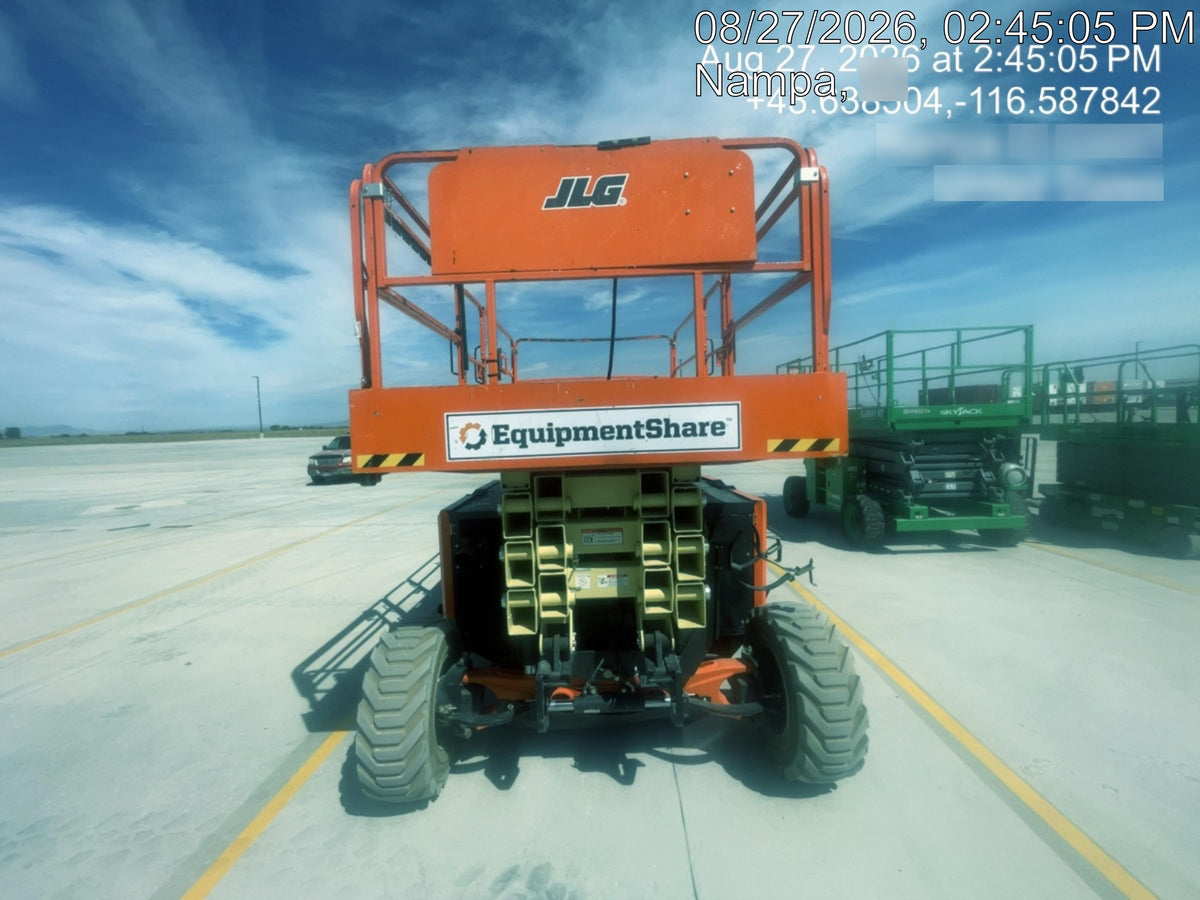 2022 JLG 4394RT