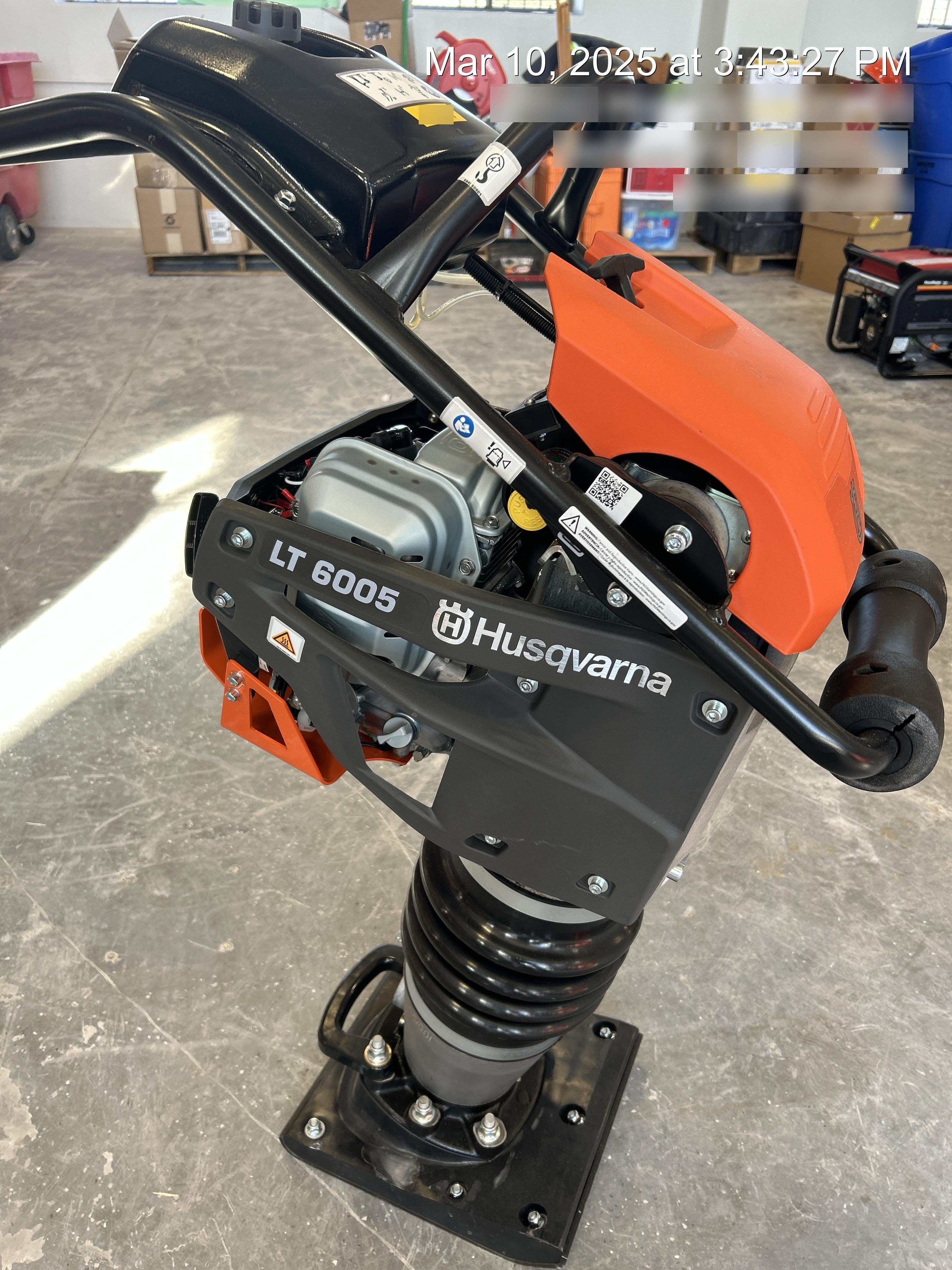 2025 HUSQVARNA LT6005