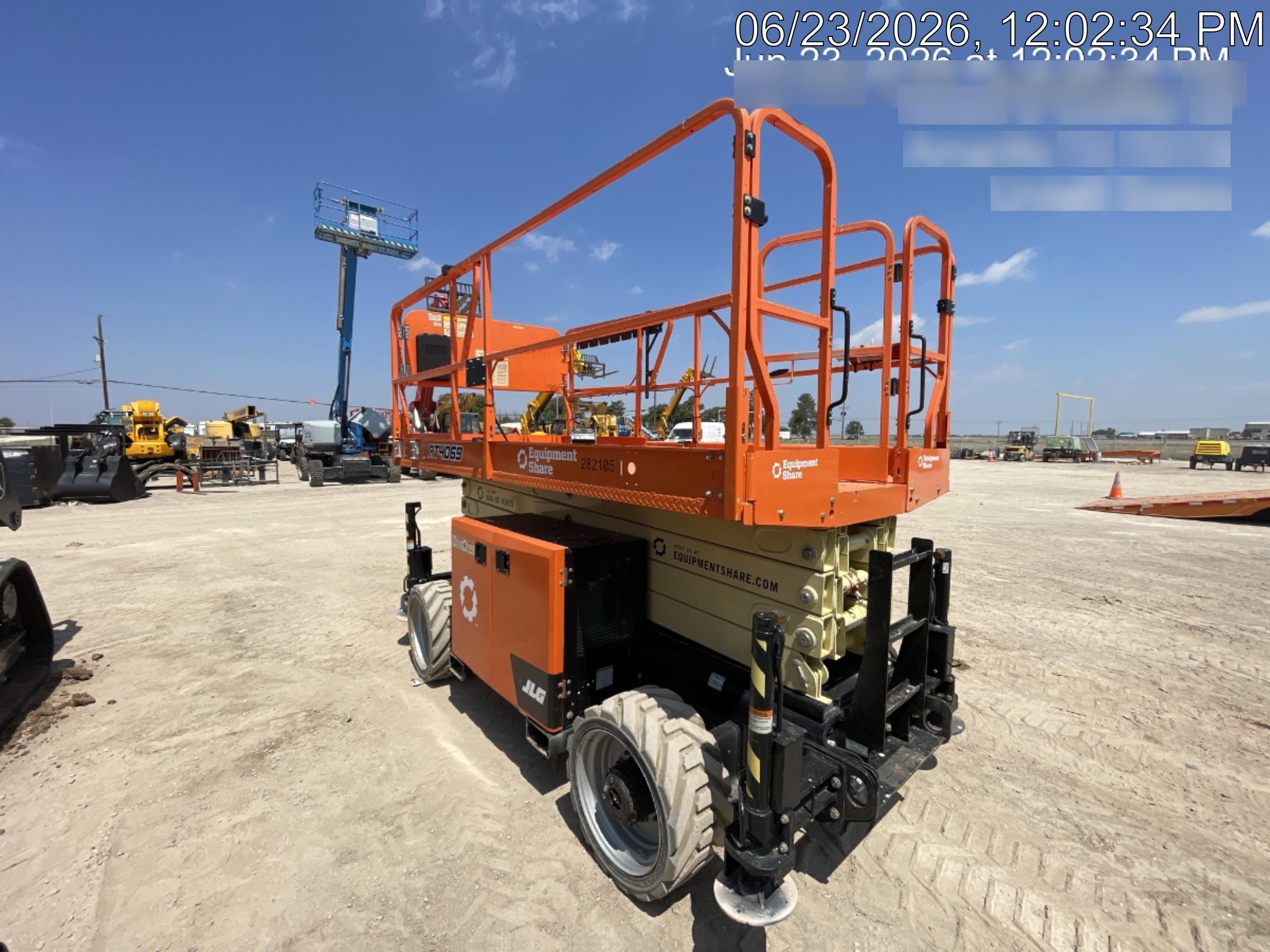 2022 JLG RT4069