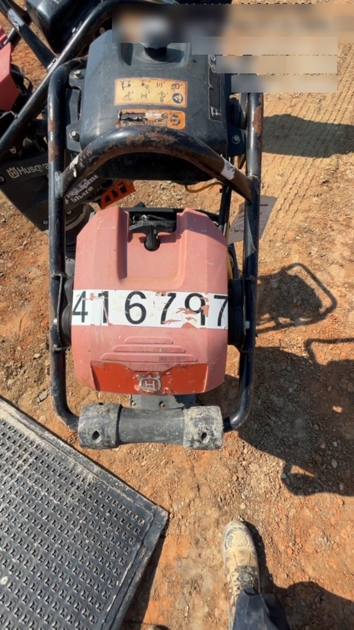 2024 HUSQVARNA LT6005