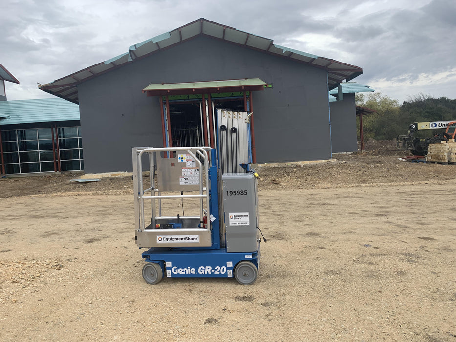 2021 GENIE GR-20