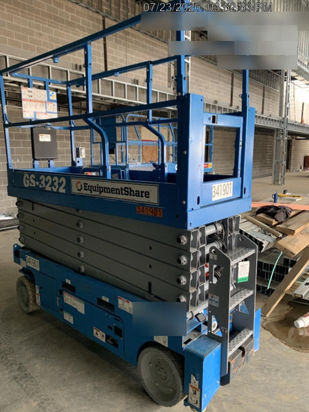2023 GENIE GS-3232