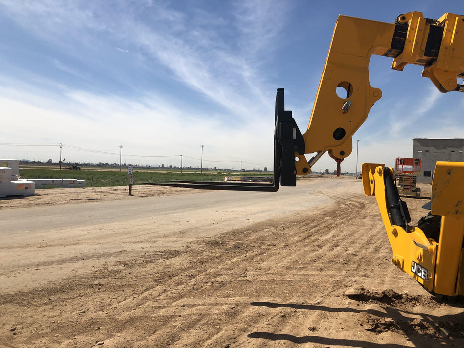 2020 JCB 512-56 Canopy, 74 HP, Solid Tires, STD Worklight, Beacon, Aux Hydraulics, Lifting Eye, Backup Alarm w/66" Carriage, 60" Forks