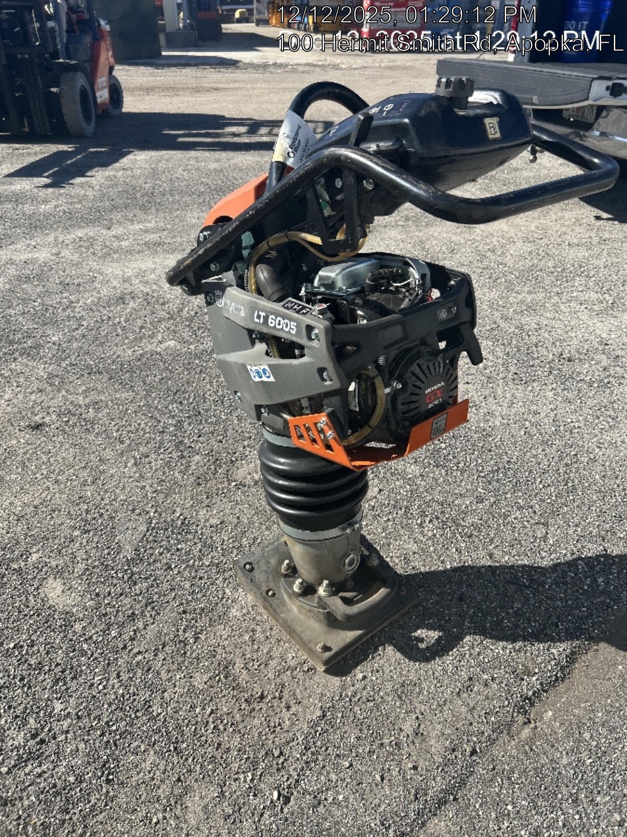 2024 HUSQVARNA LT6005