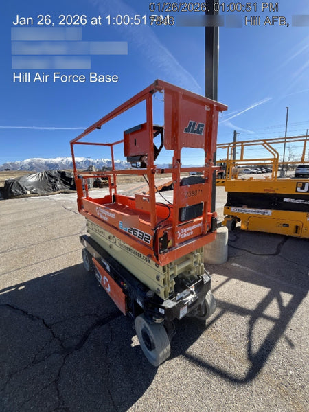 2022 JLG ES2632