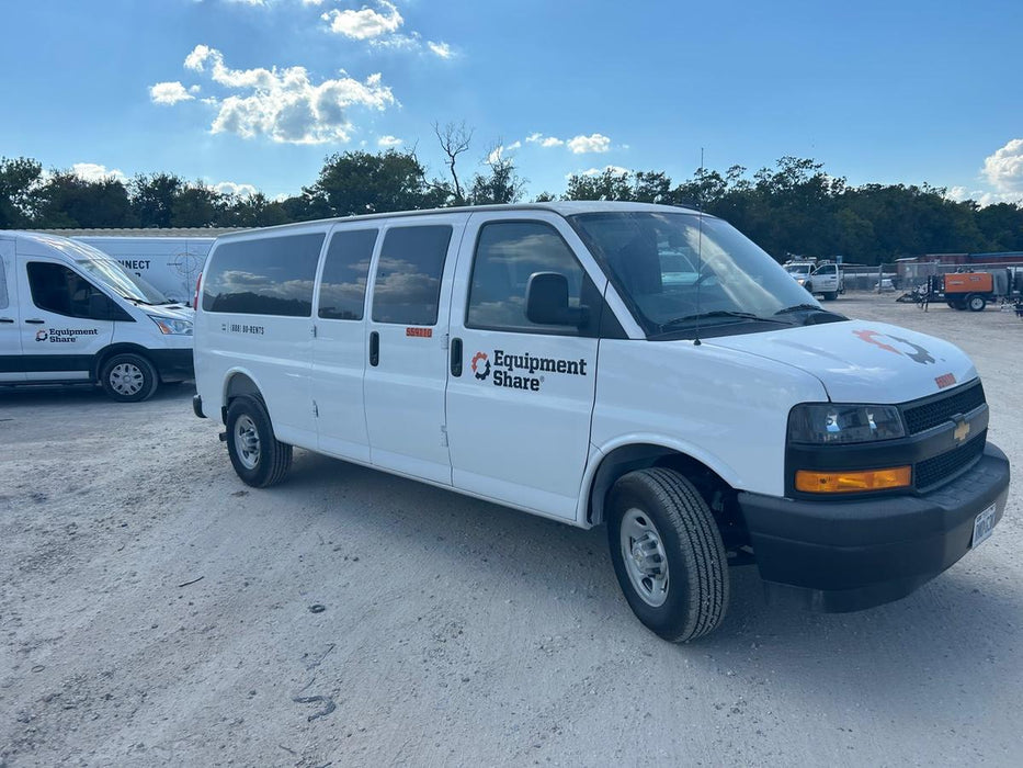 2025 CHEVROLET Express Van - Rental