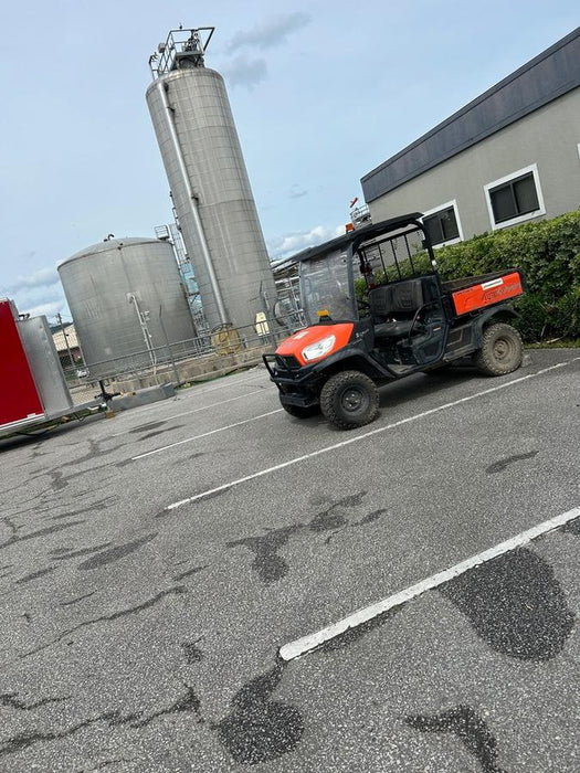 2020 Kubota RTV-X900 4wd Utility Cart, Diesel, 2 Seat, LED Strobe, Windshield Tempered Glass, Plastic Canopy, Wire Harness Kit, Backup Alarm