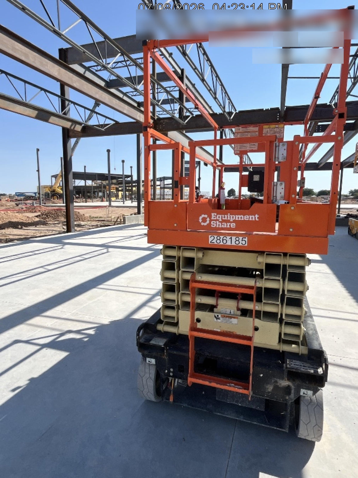 2022 JLG ES3246
