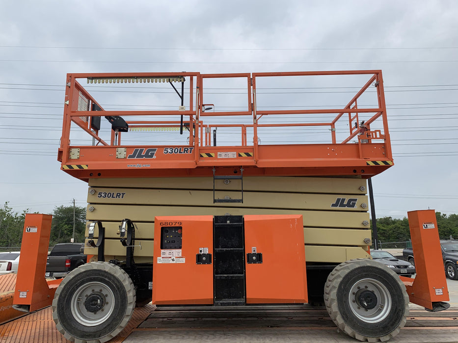 2020 JLG 530LRT