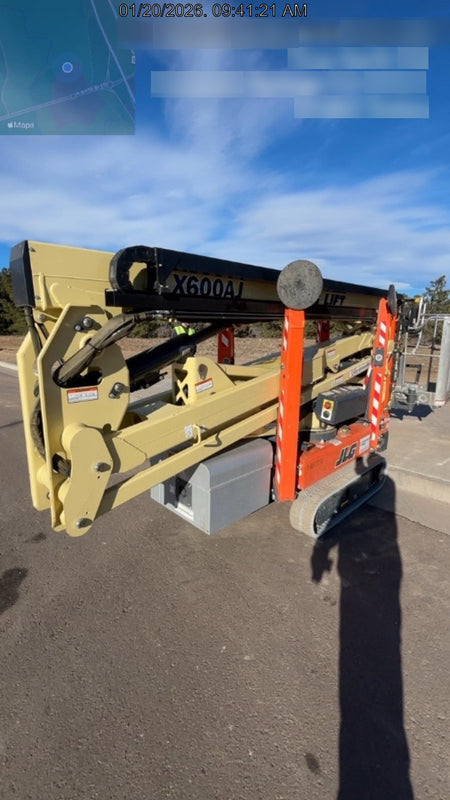 2021 JLG X600AJ