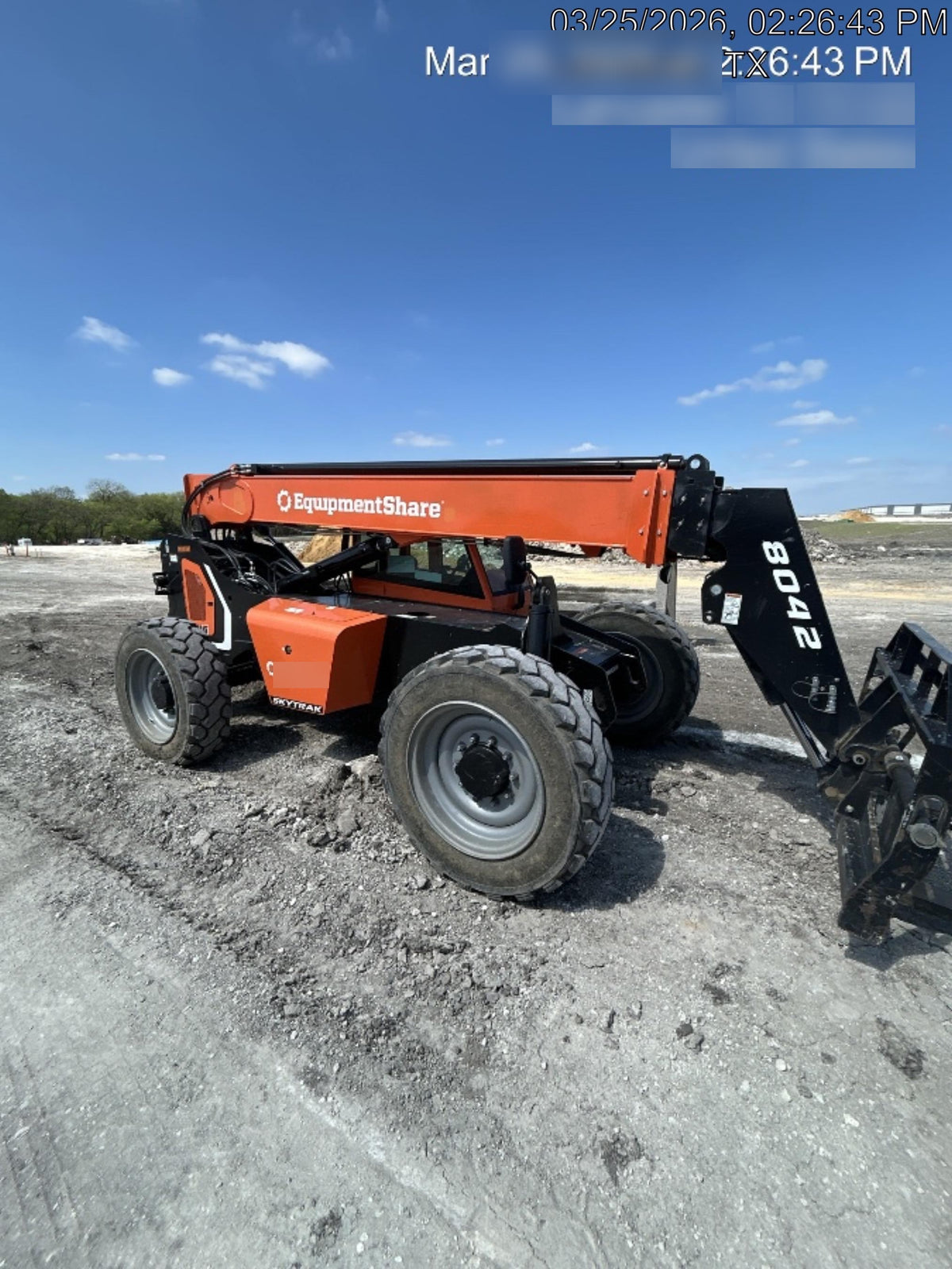 2024 SKYTRAK 8042