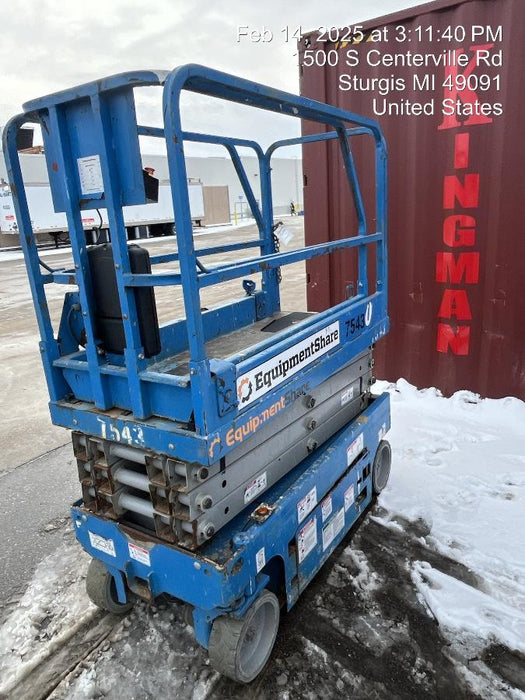 2017 Genie GS-1930 Genie GS-1930 Lift w/Fixed Rail and Chain Entry