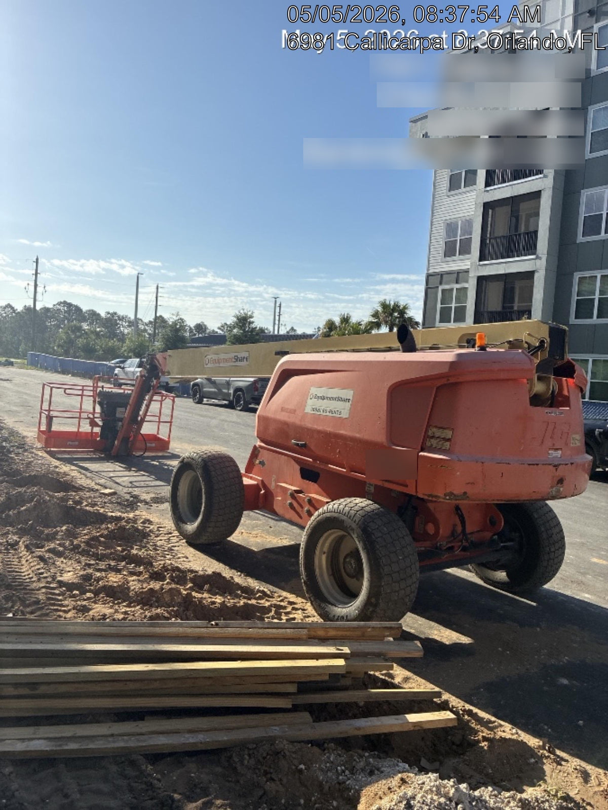 2019 JLG 660SJ