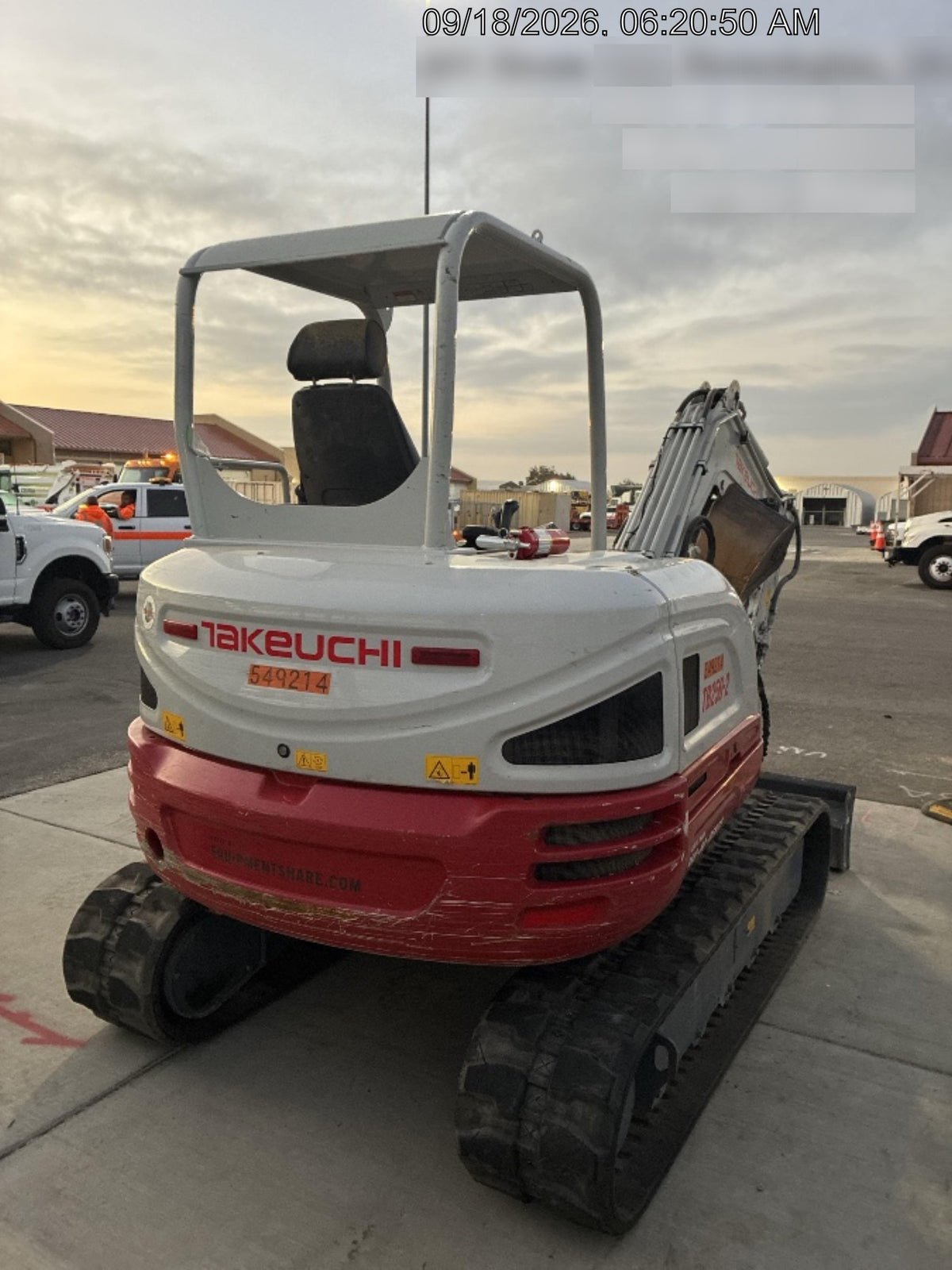 2025 TAKEUCHI TB250-2R