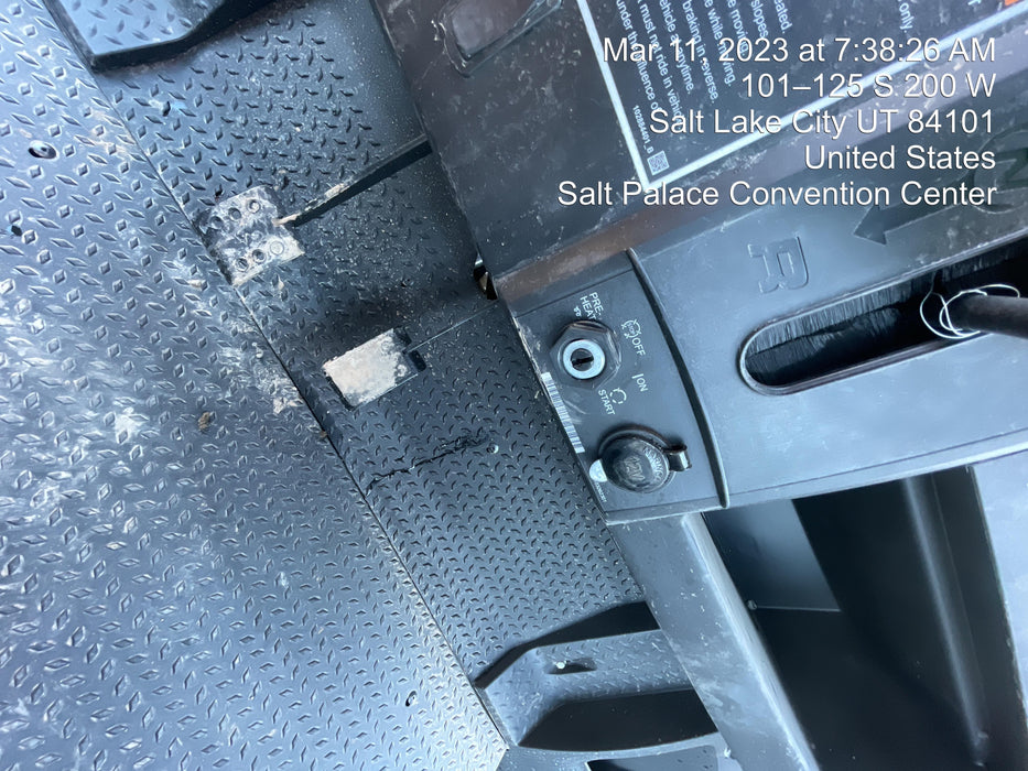 2023 CLUB CAR CA1700D (Canopy)