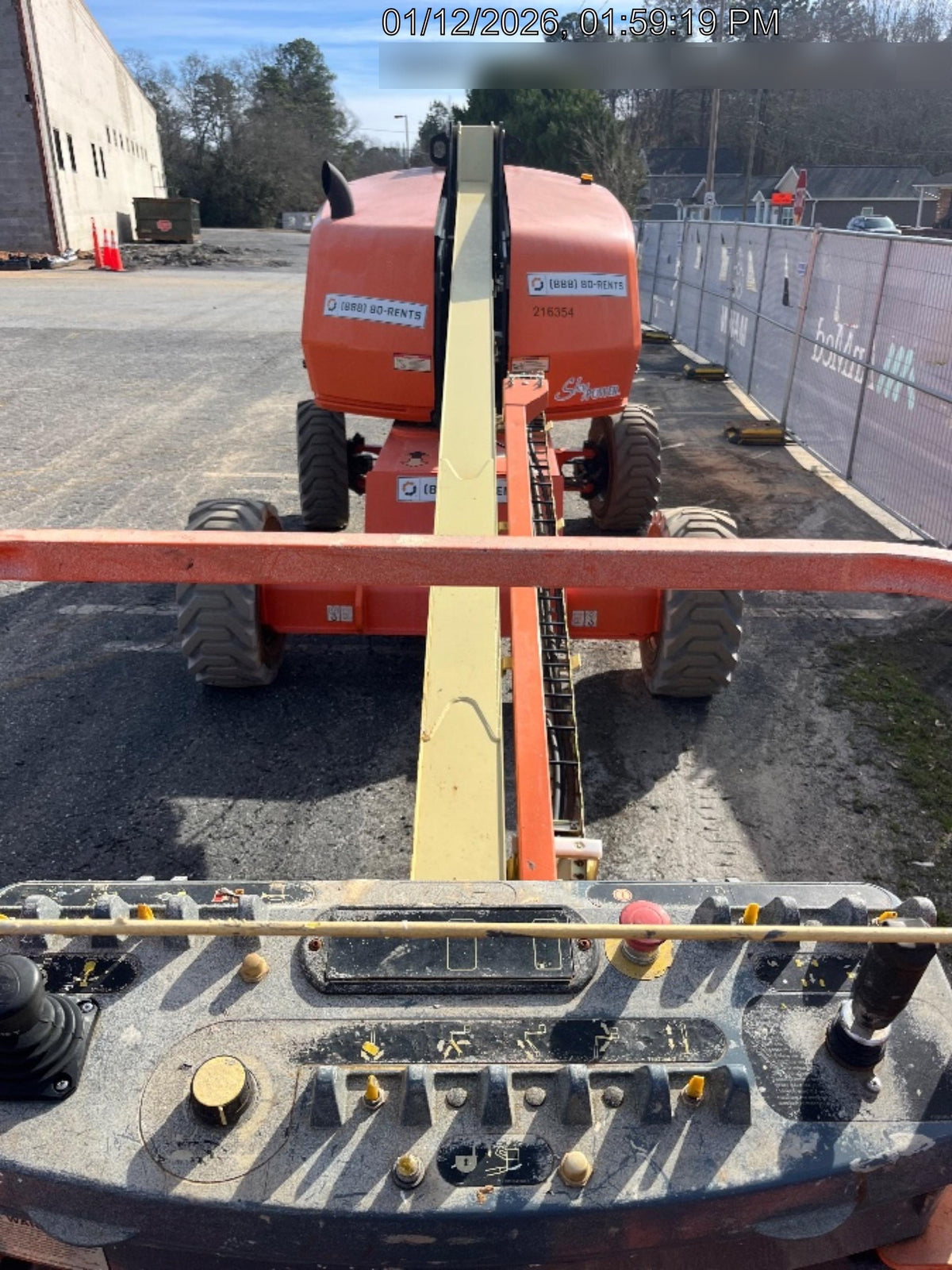 2022 JLG 400S