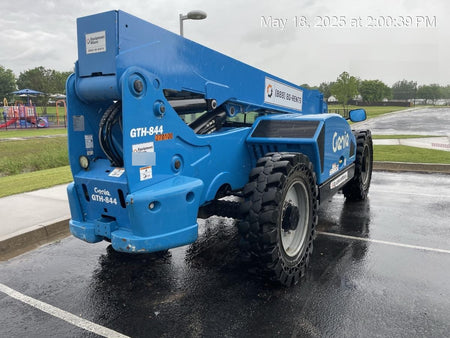 2022 GENIE GTH-844