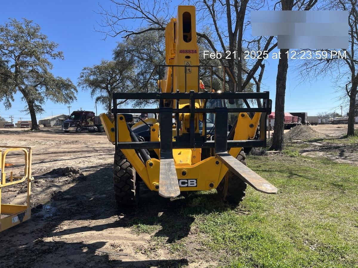 2025 JCB 512-56