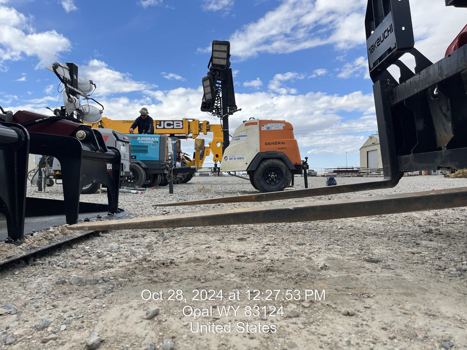 2022 TAKEUCHI 48" Pallet Forks - Takeuchi