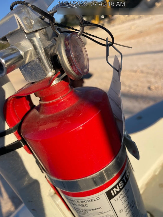 2021 TAKEUCHI TB235-2R