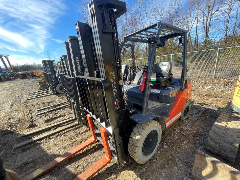 2022 TOYOTA 50-8FGU25