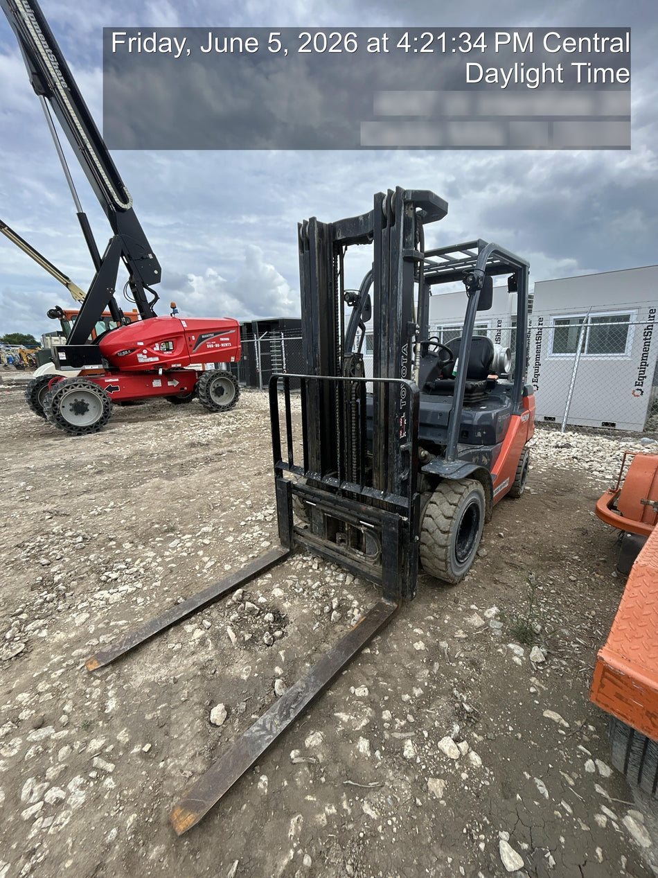 2022 TOYOTA 50-8FGU25