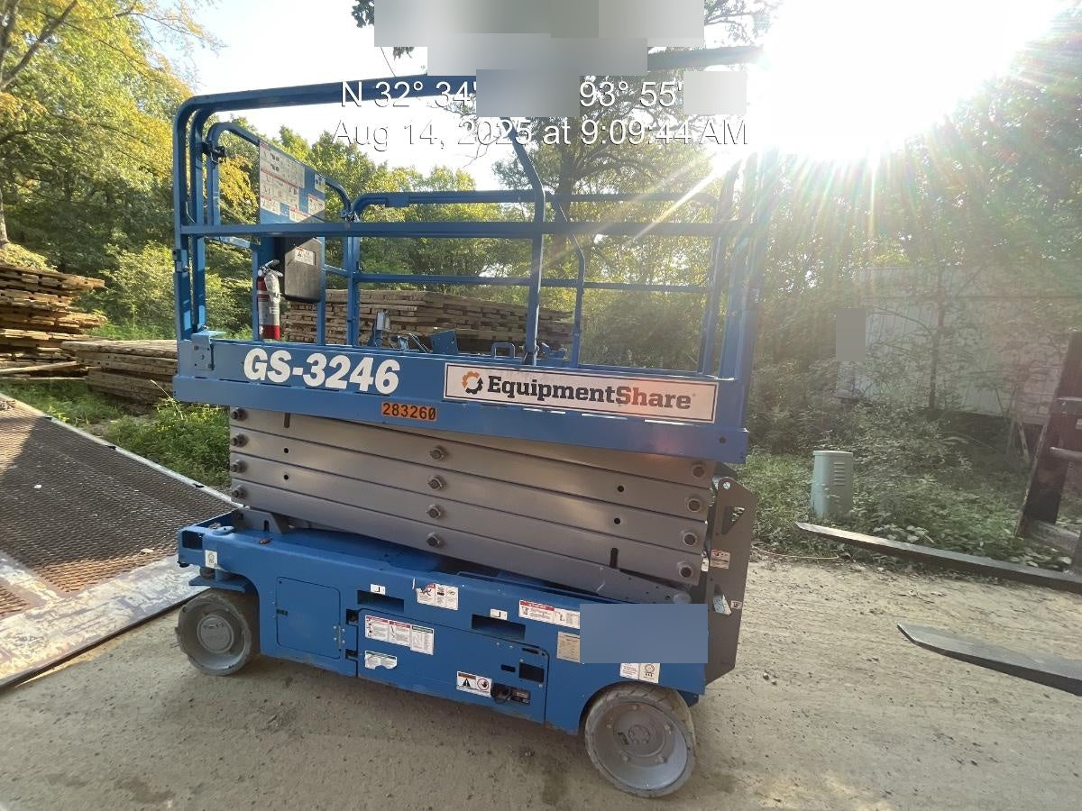 2022 GENIE GS-3246