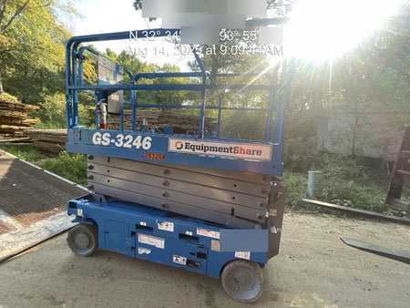 2022 GENIE GS-3246