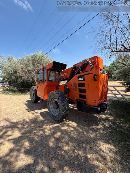 2023 SKYTRAK 8042