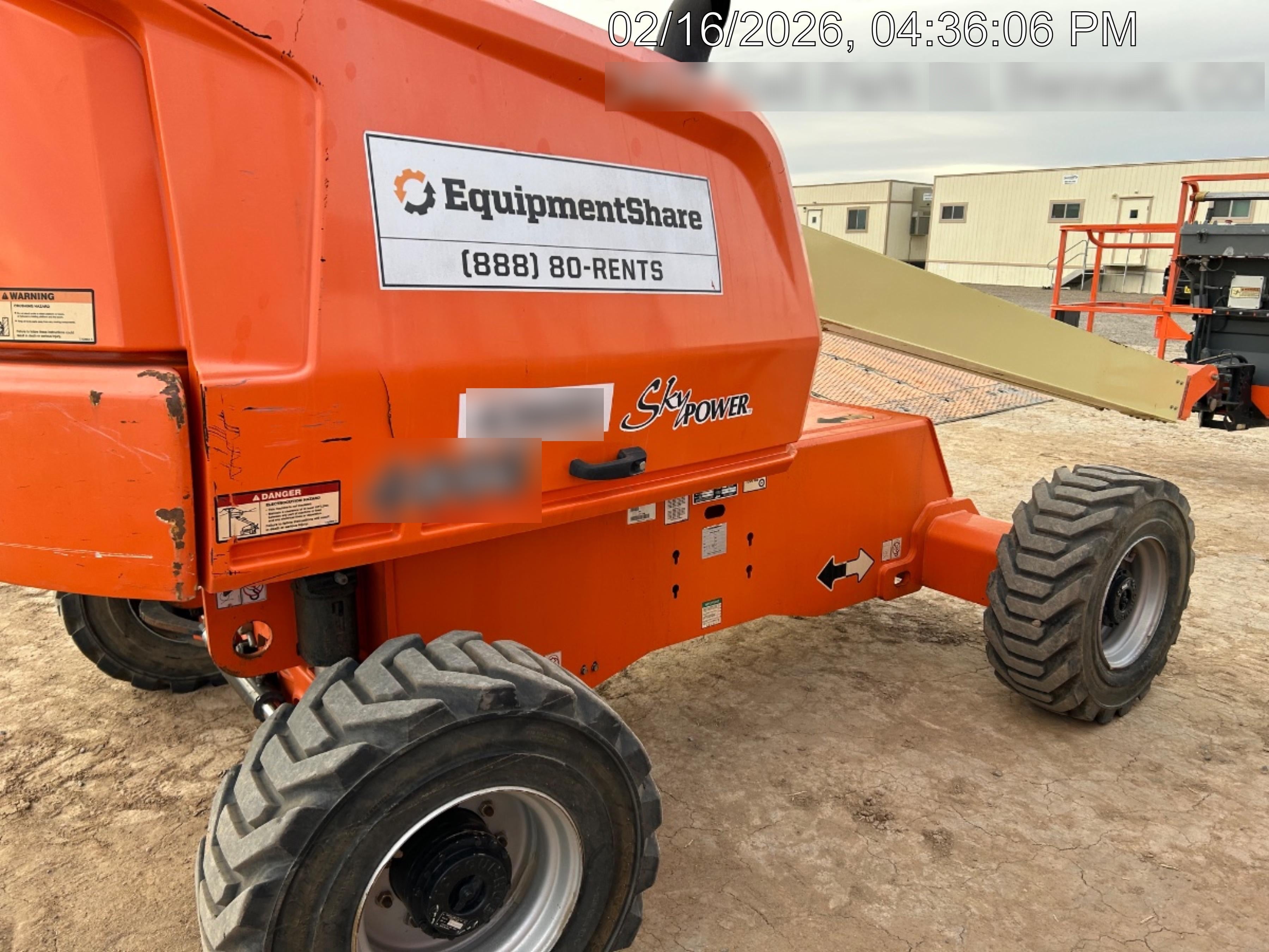 2019 JLG 400S