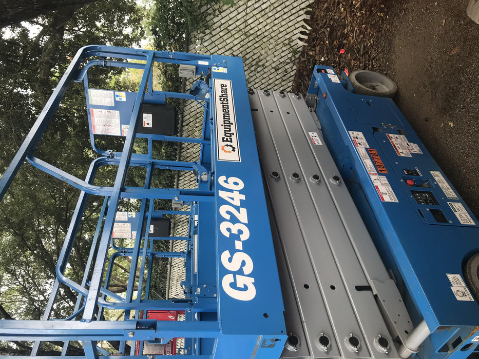 2020 Genie GS-3246 Standard, Folding full height swing gate