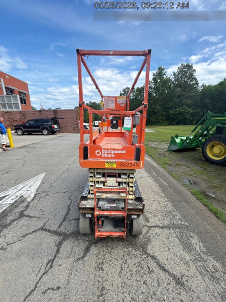 2023 JLG ES2632
