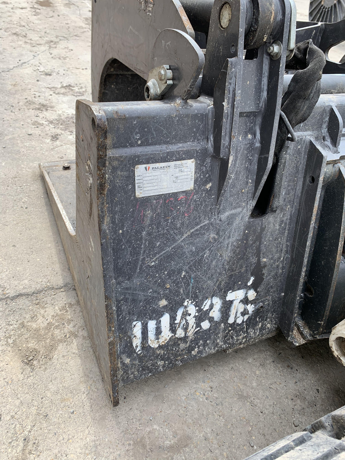 2020 PALADIN 76" Scrap Grapple Bucket - Paladin