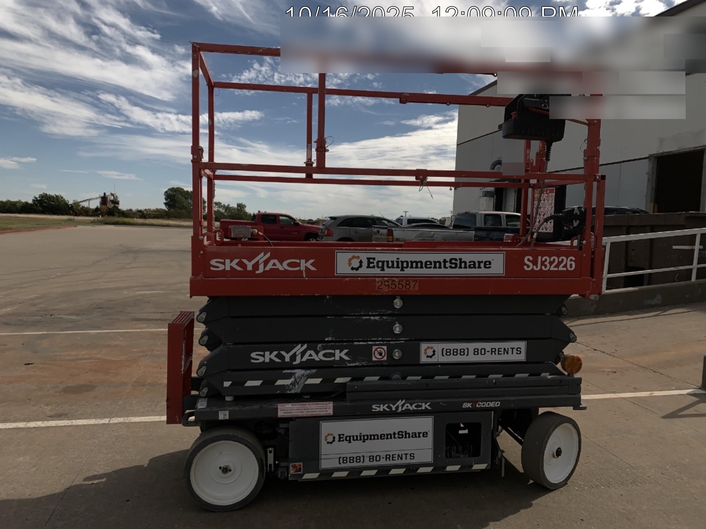 2023 SKYJACK SJ3226
