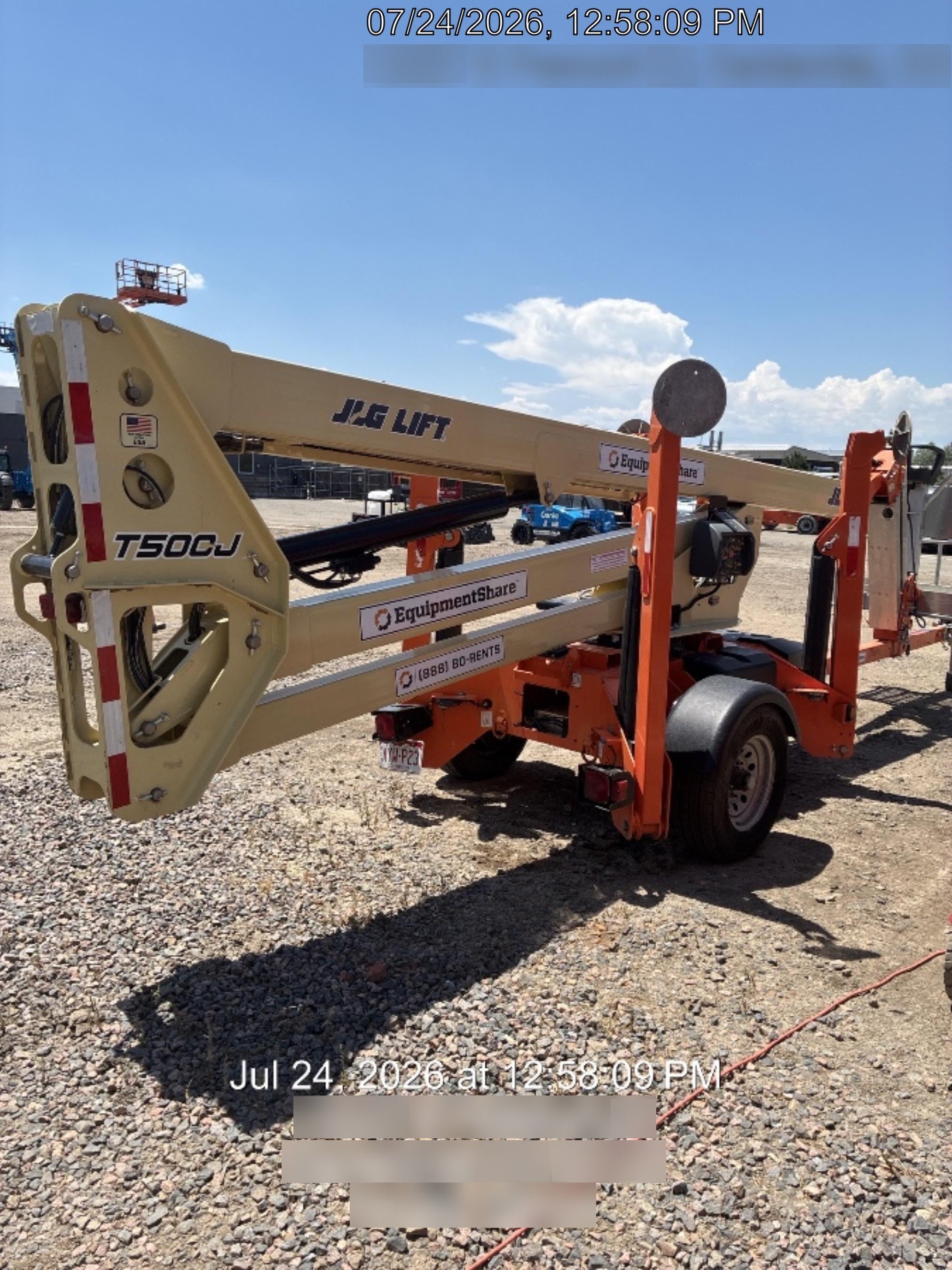 2022 JLG T500J