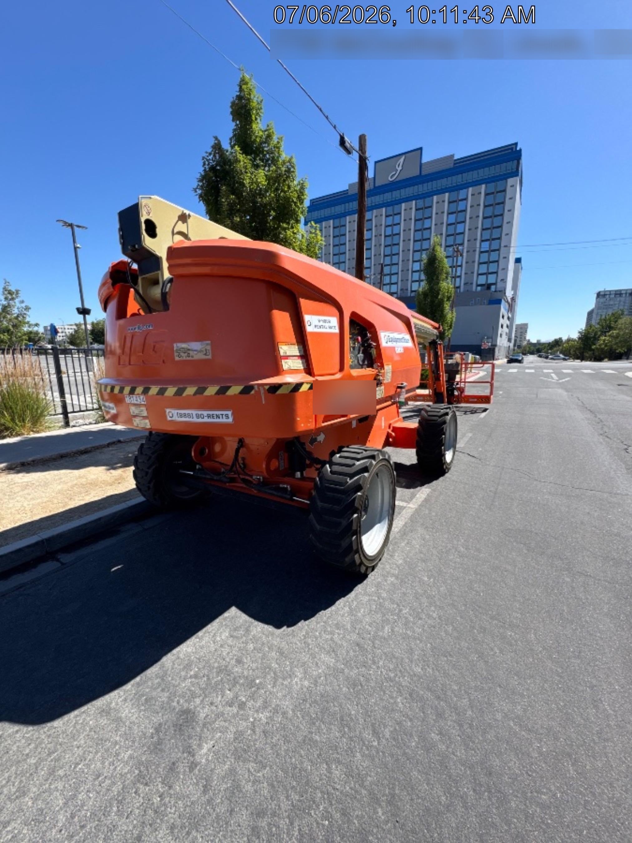 2021 JLG 660SJ